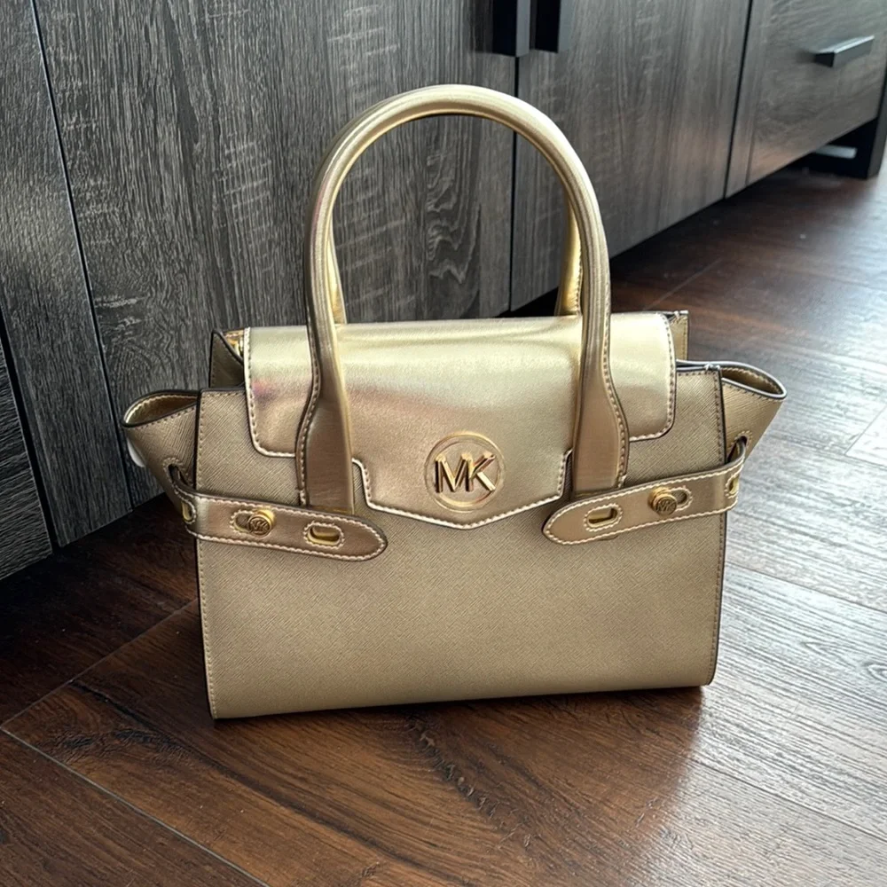 Michael Kors NWT Carmen Medium Metallic  Satchel Bag.Coated Canvas/faux leather.
